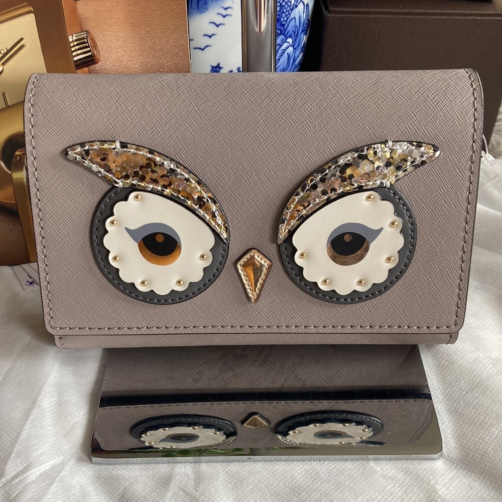Kate spade crossbody bag/ clutch/ wallet. Multiple ways to wear. BN/out Tag